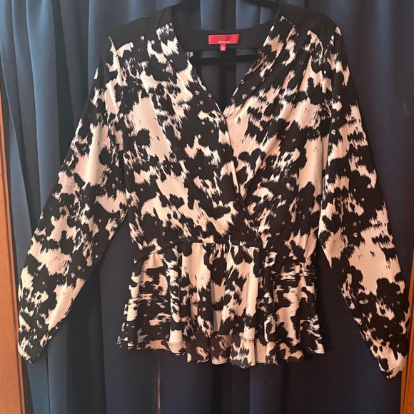 Saks Fifth Avenue Tops - Stylish Black and White Peplum Women's Top Saks Fifth Avenue